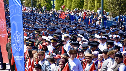 Osman Aşkın Bak: Gençler, Türkiye’nin bilim ve savunma gücü olacak