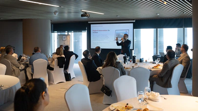 BAE’de Türk firmalarına büyüme çağrısı!