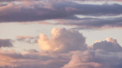 Bulutların Anlattığı Hikâyeleri Okumayı Denediniz mi