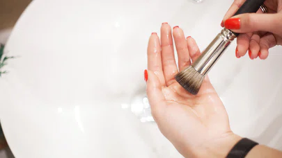 Makyaj fırçalarını temizlemenin önemi