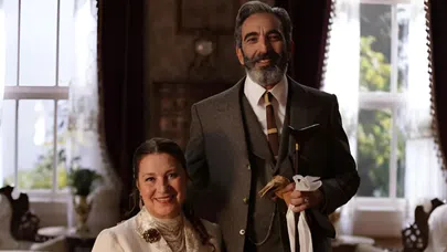 Fırat Tanış, Şakir Paşa performansıyla en iyi erkek oyuncu seçildi