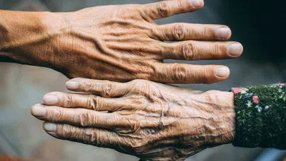 Yaşlanmayı onurlandırmanın yeni yolu