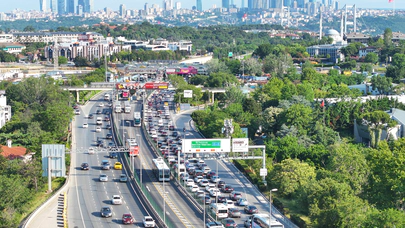 Bayram sonrası ilk iş gününde ulaşımda yoğunluk