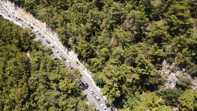 Akyaka'ya ulaşmak trafik nedeniyle saatler sürdü!