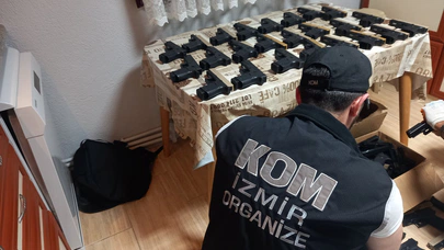 İzmir'de silah kaçakçılığı operasyonu