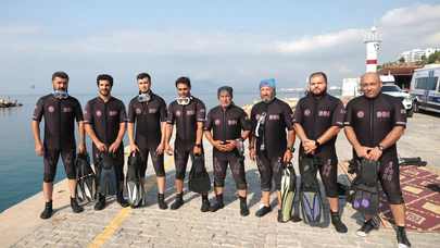 Antalya’da 15 Temmuz için denizde dev Türk bayrağı açıldı