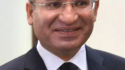 Bekir Bozdağ Kimdir?