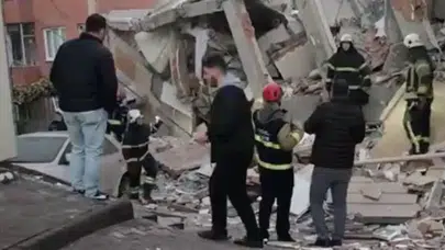 Kocaeli Gebze'de 6 Katlı Bina Çöktü, Arama-Kurtarma Çalışmaları Devam Ediyor