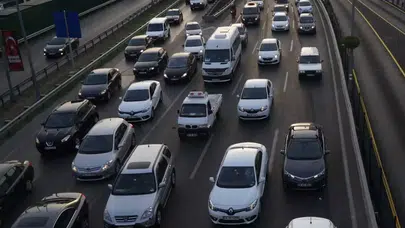 Türkiye'de de Yok Satıyor! Dünyaca Ünlü Otomobil Markası 13 Bin Aracını Geri Çağırdı