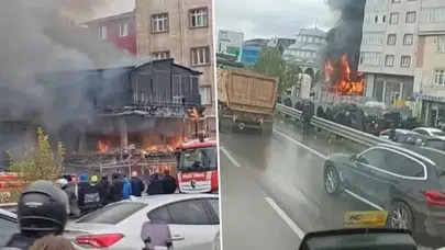 Pendik Kaynarca'da Otomobilde Başlayan Yangın 3 Katlı Ahşap Bina ile Buluştu