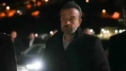 Eşref Rüya’nın Sadık’ı Şener Savaş Kimdir? Nereli, Kaç Yaşında? Eşref Rüya’dan Ayrıldı mı?