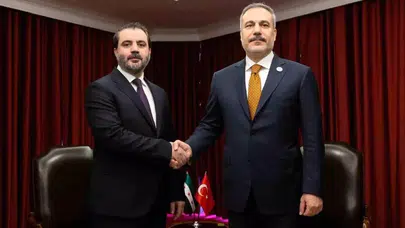 Bakan Fidan, Suriye Dışişleri Bakanı Şeybani ile Bir Araya Geldi
