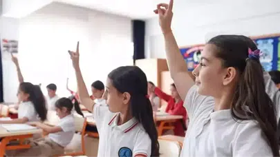 Nisan Ara Tatili Ne Zaman? 2026 Sömestr ve Yaz Tatili Takvimi Belli Oldu!