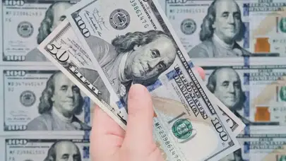 Çin'in Döviz Rezervleri 3 Trilyon 322 Milyar Dolar Seviyesine Ulaştı