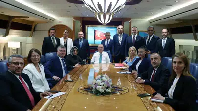 Son Dakika: Cumhurbaşkanı Erdoğan'dan Gazetecilere Açıklamalar