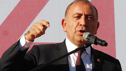 Gürsel Tekin CHP'den İhraç Edildi