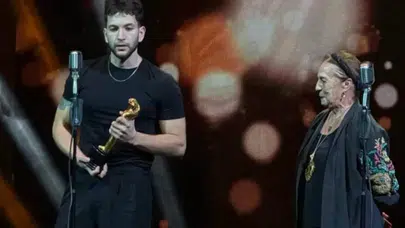 Berk Ali Çatal, Gözleri KaraDeniz Dizisindeki Başarısıyla Prestijli Ödül Kazandı