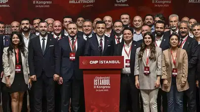 CHP İstanbul Olağanüstü Kongresi: Kriz mi, Kenetlenme mi?