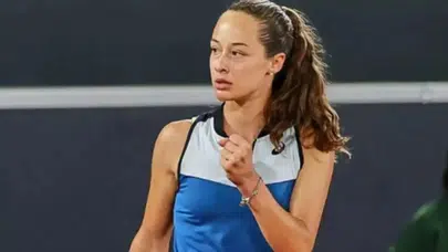 Milli Tenisçi Zeynep Sönmez Kimdir? Yaşı, Nereli ve Tenis Kariyeri Hakkında Bilgiler
