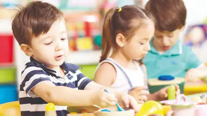 Ünlü Şarkıcı Güllü'nün Ani Vefatı Sanat Dünyasını Yasa Boğdu