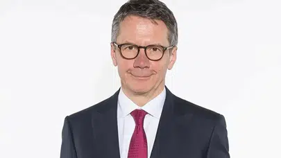 TÜSİAD ve Bankacılık Dünyasında Öne Çıkan İsim: Mehmet Ömer Arif Aras