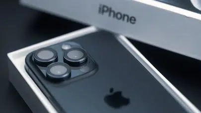 Apple, iPhone 18'in Lansmanını 2027'ye Erteleyebilir