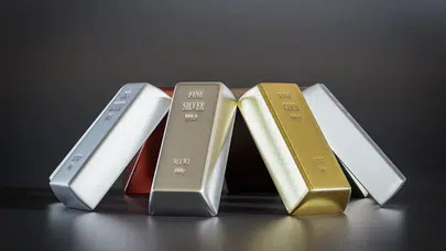 Piyasalarda tansiyon yükseldi: Altın, gümüş ve platin neden yükselişe geçti?