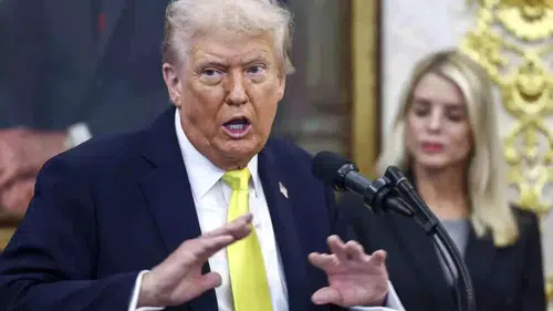 Trump, Modi'nin Rusya'dan Petrol Alımını Durduracağına Dair Açıklama Yaptı