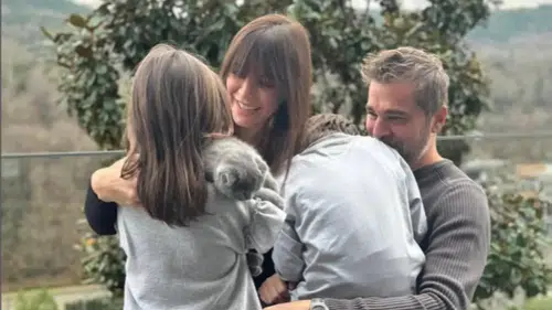 Engin Altan Düzyatan ve Neslişah Alkoçlar Ailesi Dubai'ye Taşındı