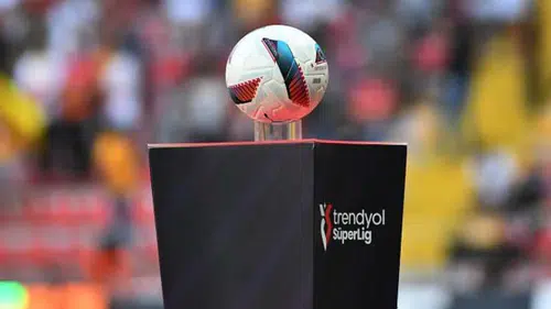 Süper Lig’de 8 Kulüp ve 2 Yönetici PFDK’ya Sevk Edildi