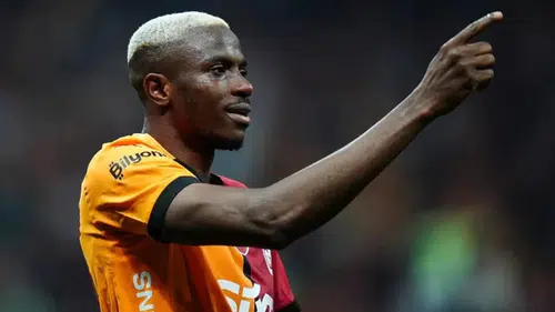 Osimhen'in Fenerbahçe Maçındaki Durumu Merak Ediliyor