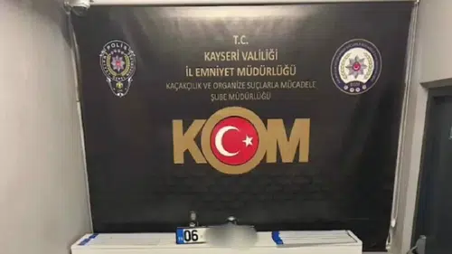 Kayseri'de Sahte Plaka Operasyonu: İki Şahıs Gözaltına Alındı
