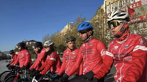 Sarıkamış Şehitleri Anısına İstanbul'dan Kars'a Anma Sürüşü Kafilesi Sakarya'da