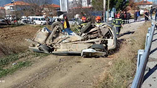 Denizli'de Kavşakta Otomobil Çarpışması: 1 Ölü