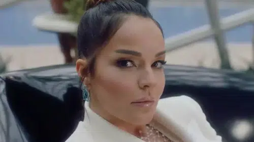 Bengü'nün Kalp Emojili Paylaşımı Sosyal Medyada Gündem Oldu