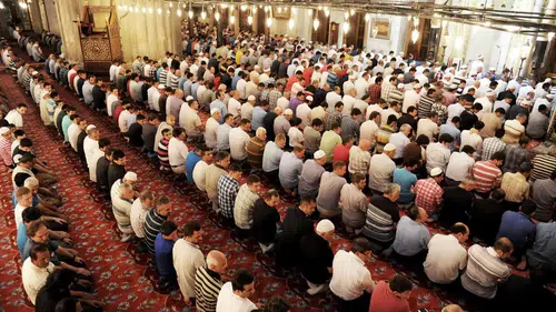 Cuma Namazı Saatleri 5 Eylül 2025: İstanbul, Ankara, İzmir ve İl İl Vakitler