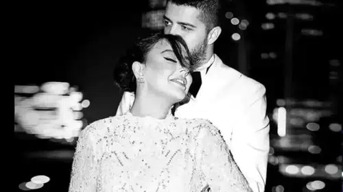 Ebru Gündeş ve Murat Özdemir Boşandı