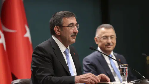 Cevdet Yılmaz: Enflasyonla Mücadelede Kararlı Politikalar Devam Edecek