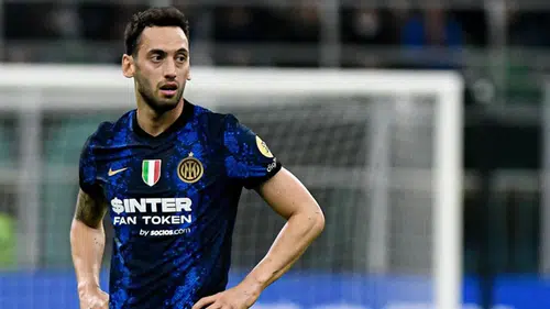 Galatasaray, Hakan Çalhanoğlu İçin Yeni Teklif Hazırladı