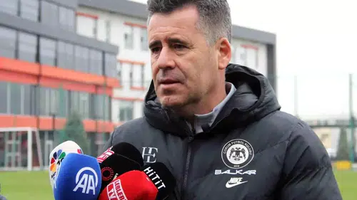 Hüseyin Eroğlu: "Deplasman, iç saha fark etmeden her maçı kazanmak için oynamak en önemli kriterimiz"