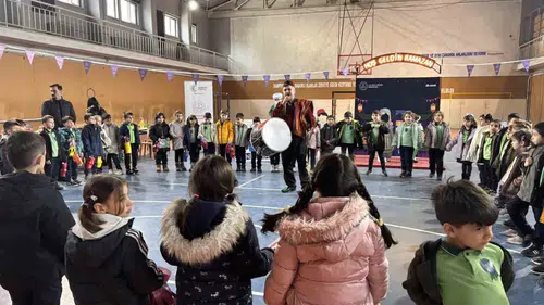 Maarifin Kalbinde Ramazan Programı Zonguldak'ta Öğrencilerle Buluştu