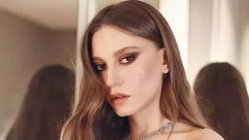 Serenay Sarıkaya Kimdir, Kaç Yaşında, Nereli? Ünlü Oyuncunun Kariyeri, Oynadığı Diziler ve Hayatı
