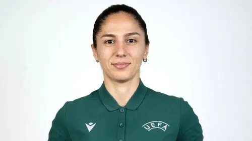 Süper Lig'de 22 yıl sonra kadın hakem dönemi başlıyor mu?