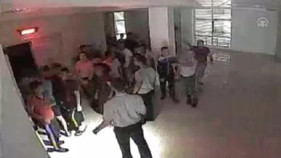 FETÖ'cülerin 225 Askeri Rehin Aldıkları Görüntüler Ortaya Çıktı