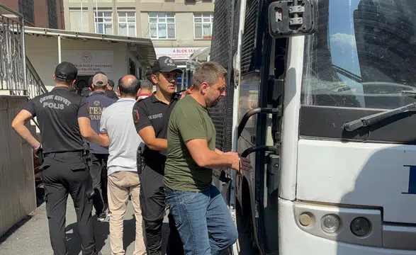 15 ilde yakalanan 51 FETÖ şüphelisi adliyeye sevk edildi