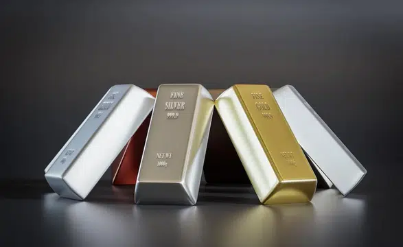 Piyasalarda tansiyon yükseldi: Altın, gümüş ve platin neden yükselişe geçti?