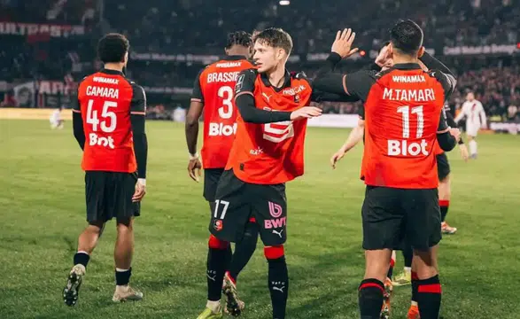 Sebastian Szymanski'nin Fenerbahçe'den Ayrılışında Jose Mourinho'nun Rolü Nedir?