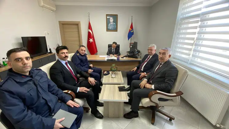 Kocaeli Valisi İlhami Aktaş, Kandıra İlçesinde Kamu Kurumlarını Ziyaret Etti mi?