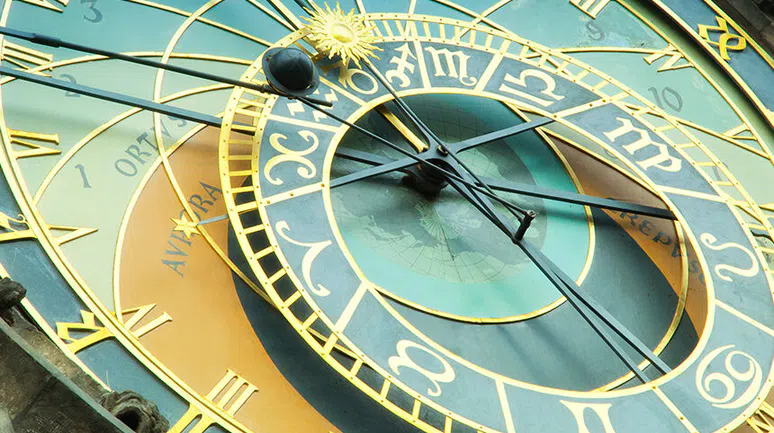 Astrolojik Dönemlerin Karar Verme Üzerindeki Etkisi