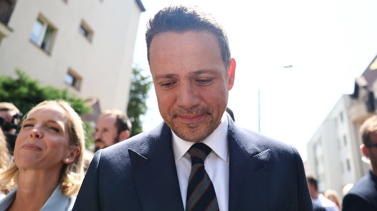 Polonya’da cumhurbaşkanlığı seçiminin ikinci turu başladı